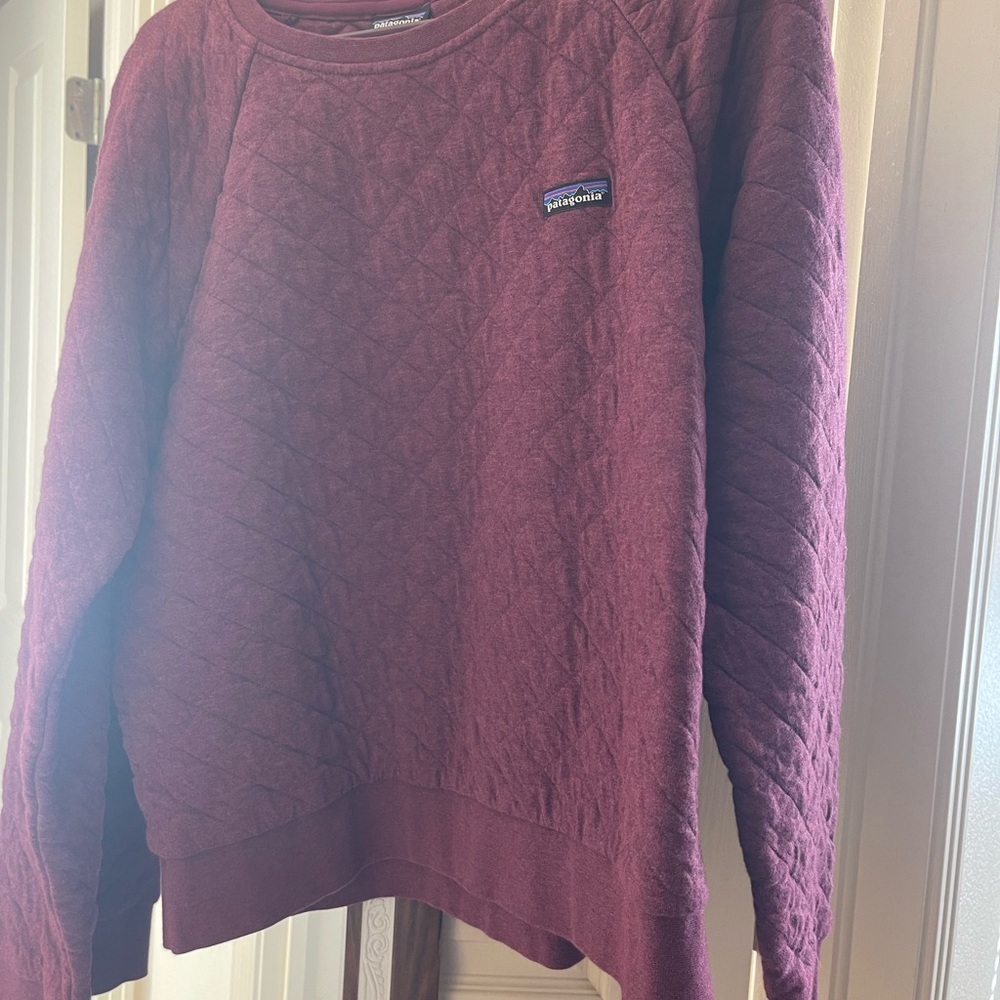 Patagonia quilted pullover sweatshirt